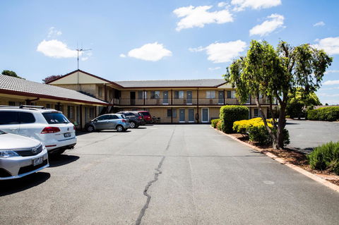 Lilac City Motor Inn & Steakhouse - Accommodation Gladstone 26