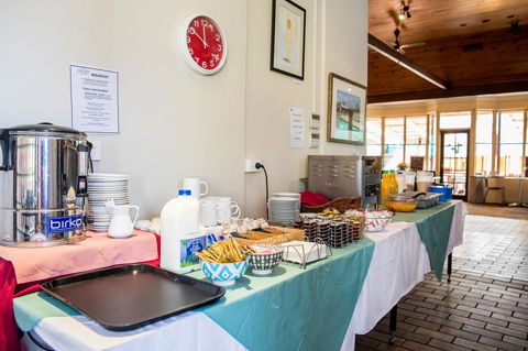 Lilac City Motor Inn & Steakhouse - Accommodation Gladstone 2