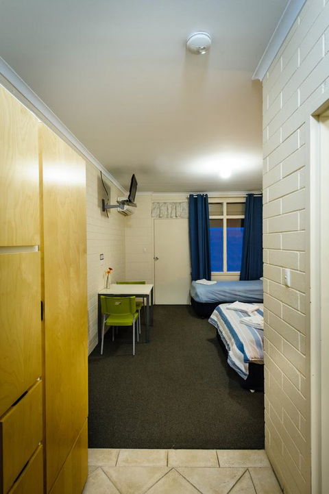 The Anglers Inn - Accommodation Gladstone 10