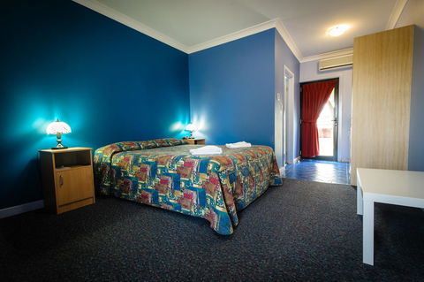 The Anglers Inn - Accommodation Gladstone 6