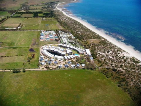 South Shores Trevally Villa 92 - South Shores Normanville - Accommodation Gladstone 3