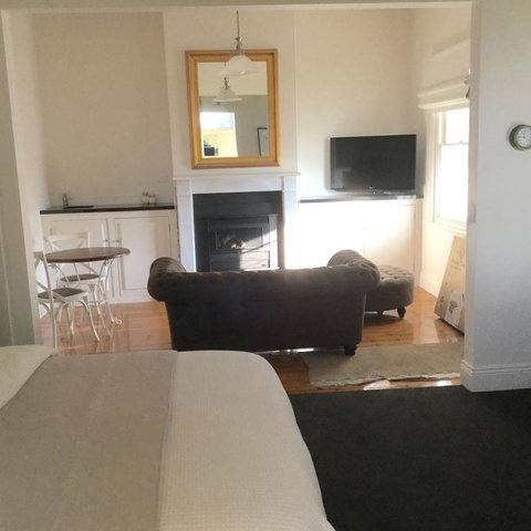 Railway Cottage In Beachport - Accommodation Gladstone 15