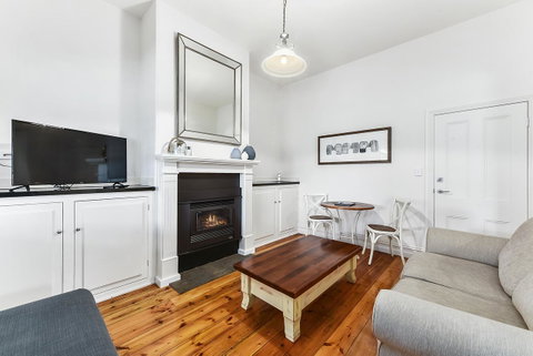 Railway Cottage In Beachport - Accommodation Gladstone 1