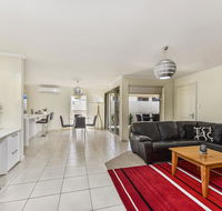 City Fringe Apartment - Accommodation Gladstone