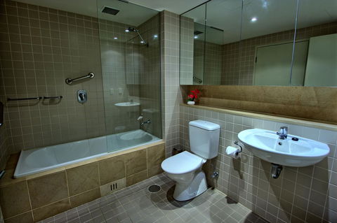 Pier 216 - Accommodation Gladstone 10