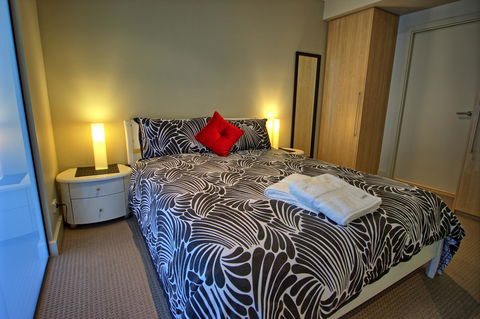 Pier 216 - Accommodation Gladstone 9