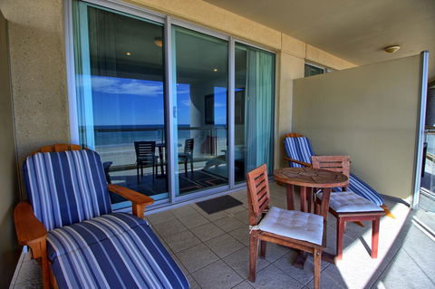 Pier 216 - Accommodation Gladstone 1