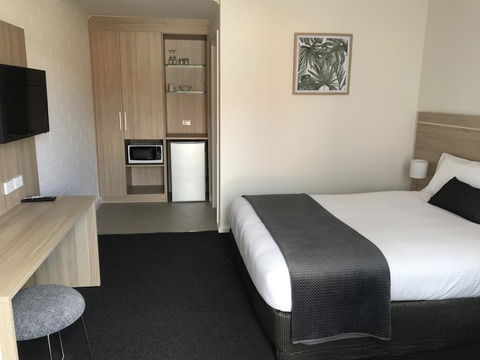 Frewville Motor Inn - Accommodation Gladstone 0