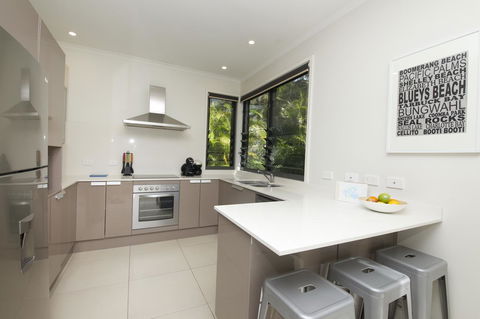 Boom 6 Boomerang Beach - Accommodation Gladstone 11