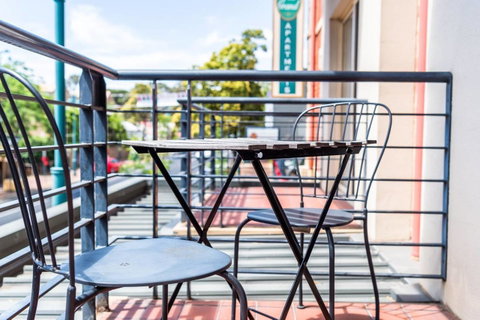 Executive 3 Bedroom Apartment + Internet + Parking - Accommodation Gladstone 10