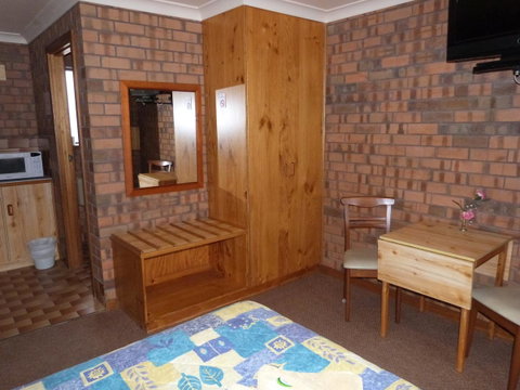 Wintersun Motel - Accommodation Gladstone 24