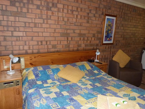 Wintersun Motel - Accommodation Gladstone 0
