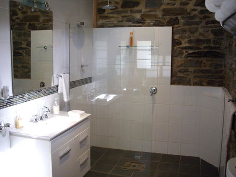1860 Wine Country Cottages - Accommodation Gladstone 19