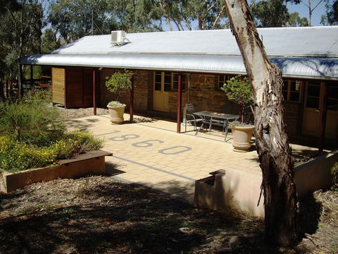 1860 Wine Country Cottages - Accommodation Gladstone 5