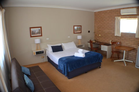 Deer Park Motor Inn Armidale - Accommodation Gladstone 7