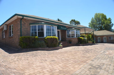 Deer Park Motor Inn Armidale - Accommodation Gladstone 32