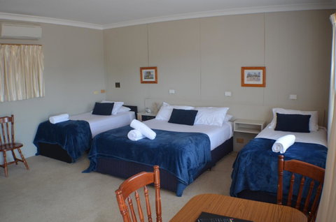 Deer Park Motor Inn Armidale - Accommodation Gladstone 6