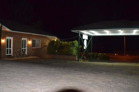 Deer Park Motor Inn Armidale - Accommodation Gladstone 17