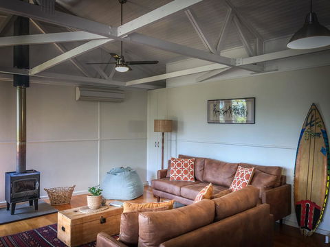 SeaLaVie - Accommodation Gladstone 13