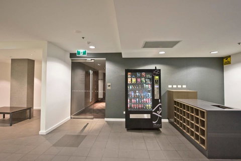 Luxury City Apt With Pool, Gym, Spa, Netflix - Accommodation Gladstone 5