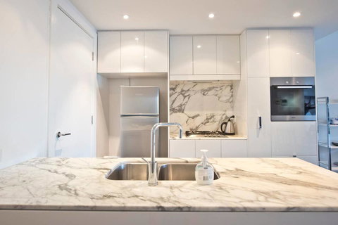 Luxury City Apt With Pool, Gym, Spa, Netflix - Accommodation Gladstone 18