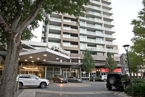 Luxury City Apt With Pool, Gym, Spa, Netflix - Accommodation Gladstone 16