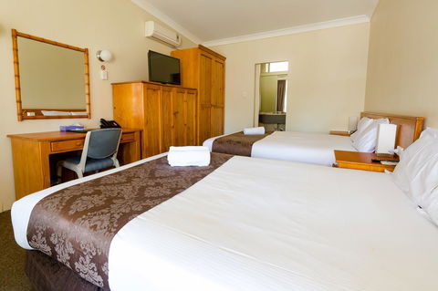Abcot Inn - Accommodation Gladstone 17