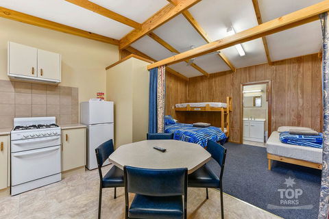 Millicent Hillview Caravan Park - Accommodation Gladstone 18