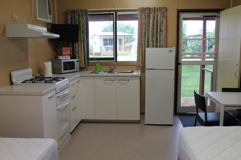 Millicent Hillview Caravan Park - Accommodation Gladstone 36
