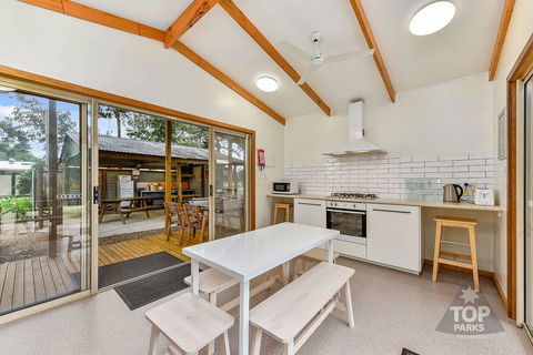 Millicent Hillview Caravan Park - Accommodation Gladstone 21