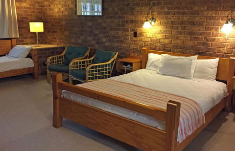 Coonawarra Place Motor Inn - Accommodation Gladstone 12