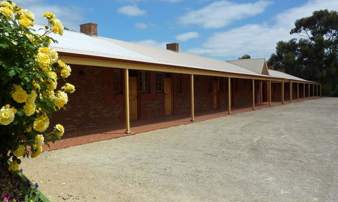 Coonawarra Place Motor Inn - Accommodation Gladstone 21
