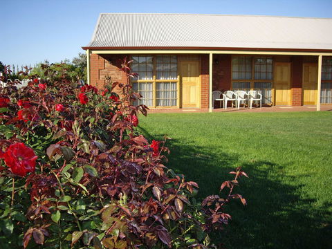 Coonawarra Place Motor Inn - Accommodation Gladstone 5