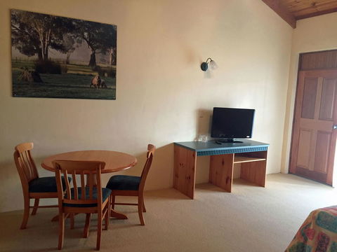 Coonawarra Place Motor Inn - Accommodation Gladstone 11
