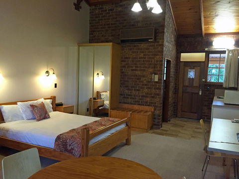 Coonawarra Place Motor Inn - Accommodation Gladstone 32