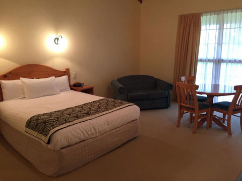 Coonawarra Place Motor Inn - Accommodation Gladstone 30