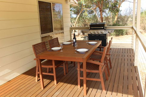 Shiraz Cottage - Accommodation Gladstone 1