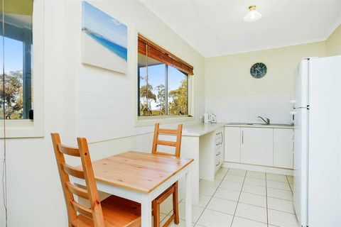 Shiraz Cottage - Accommodation Gladstone 6