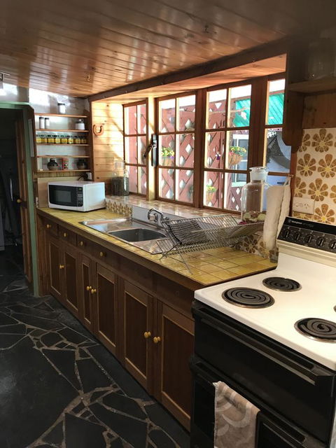 Cosy Nook - Accommodation Gladstone 22