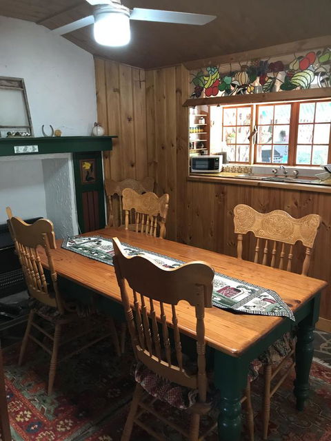 Cosy Nook - Accommodation Gladstone 23