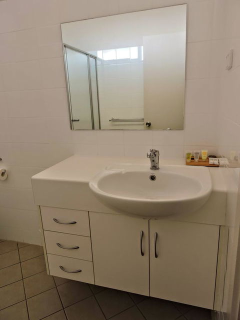Highway One Motel - Accommodation Gladstone 20