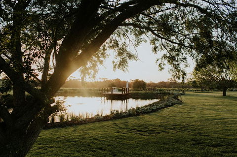 Pirathon Country Estate - Accommodation Gladstone 0