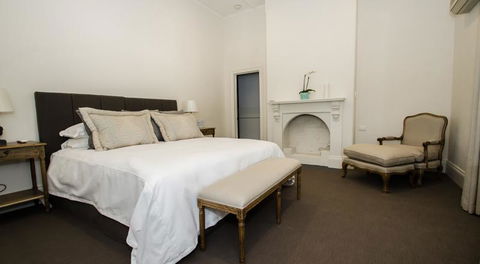 Pirathon Country Estate - Accommodation Gladstone 11