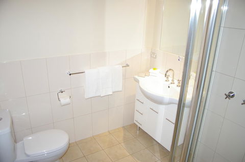 Mawson Lakes Hotel - Accommodation Gladstone 28