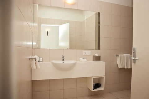 Mawson Lakes Hotel - Accommodation Gladstone 36