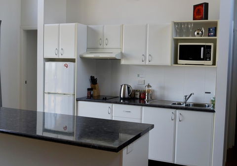 Beltana Villas - Accommodation Gladstone 25