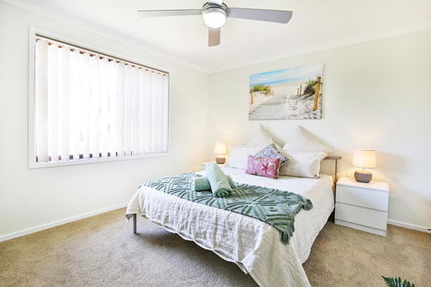 Wildwood I Pet Friendly I 5 Mins To Beach - Accommodation Gladstone 4