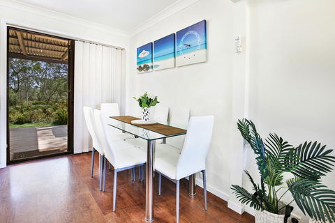 Wildwood I Pet Friendly I 5 Mins To Beach - Accommodation Gladstone 7