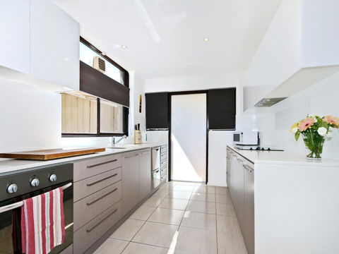 Pearl By The Sea - Accommodation Gladstone 3