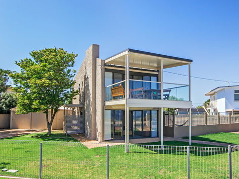 Pearl By The Sea - Accommodation Gladstone 1